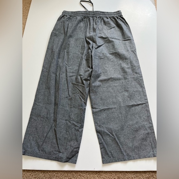 O.N.S. ONS One Nice Shop Cropped Pants Cotton Gray Size Medium - Picture 2 of 9